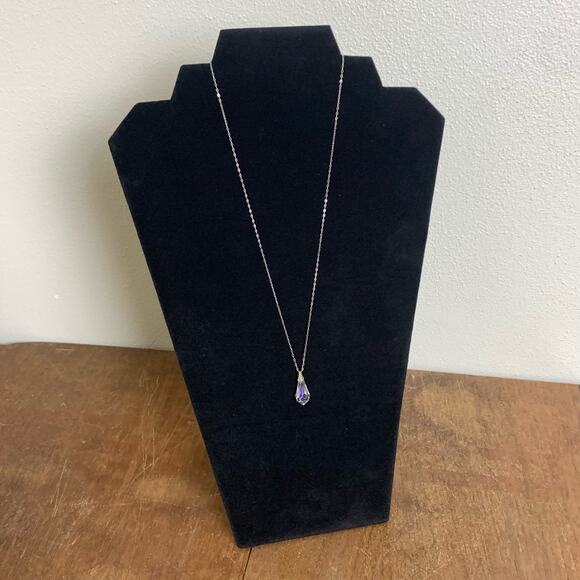 Vintage marked Sterling Silver chain with AB‎ Aurora Borealis teardrop pendant - Picture 1 of 6